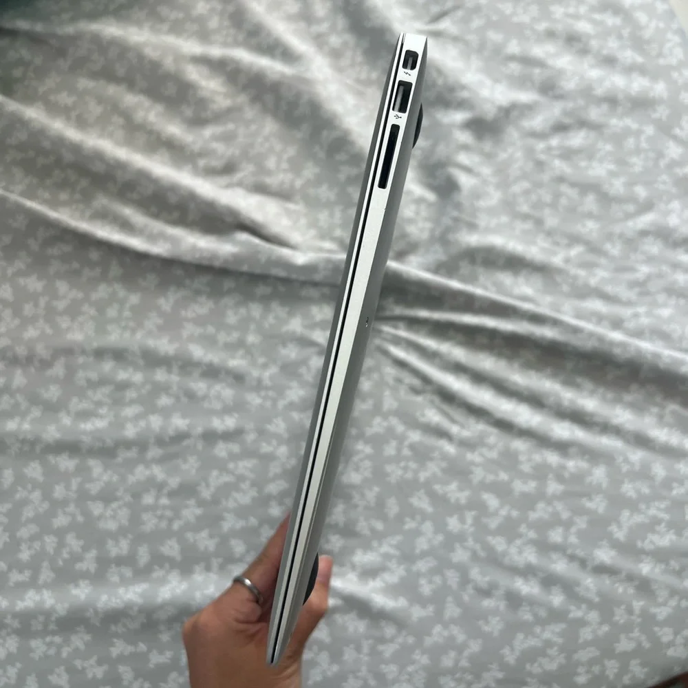 Apple MacBook Air